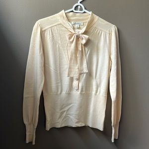 Cream Bow Sweater - Banana Republic M